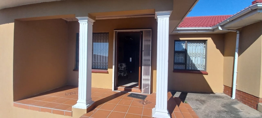 3 Bedroom Property for Sale in Amalinda Eastern Cape